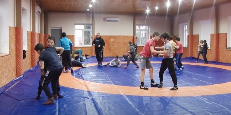 ვიდეო – ოზურგეთელი მოჭიდავეების წარმატებული გამოსვლა რესპუბლიკურ ტურნირზე