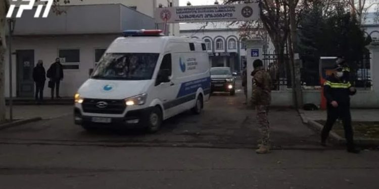 მიხეილ სააკაშვილი სასამართლო პროცესზე დასასწრებად გორიდან უკვე წამოიყვანეს