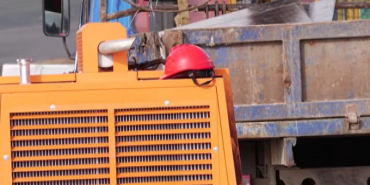 სურამში ავტომაგისტრალის მშენებლობისას 32 წლის მამაკაცი გარდაიცვალა, მუშები გაიფიცნენ