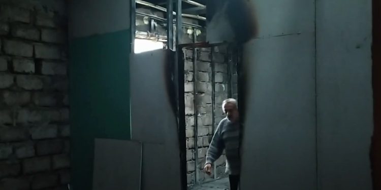 სოფელ ძიმითში ხანძრის შედეგად დაზარალებული ოჯახი დახმარებას ითხოვს