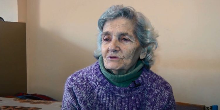 87 წლის ლამარა სიხარულიძეს პანდემიის დასამარცხებლად ერთადერთ გზად ვაქცინაცია მიაჩნია