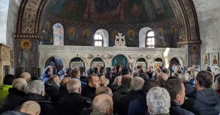 მესტიაში ხატზე დაიფიცეს, რომ მაინერებს გათიშავენ