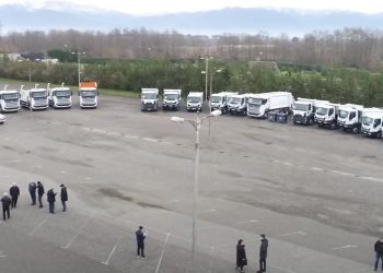 მყარი ნარჩენების მართვის კომპანიამ ლანჩხუთსა და ოზურგეთს სპეციალური ტექნიკა და კონტეინერები გადასცა