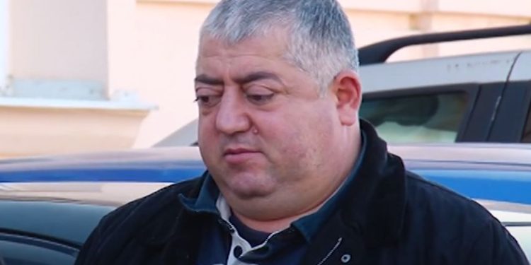 ”ფეხზე და მხარზე მივიღე დაზიანებები” – შალვა თავდიშვილი საკრებულოზე მომხდარ კონფლიქტს იხსენებს