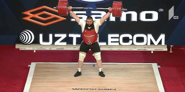 ლაშა ტალახაძემ მსოფლიო რეკორდი დაამყარა