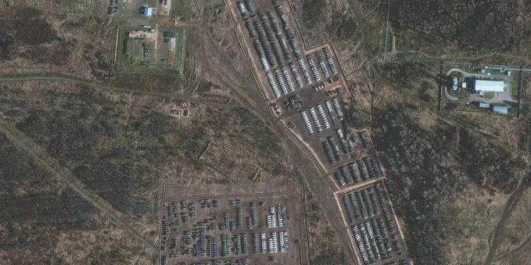 უკრაინის საზღვარზე დაახლოებით 175 000 რუსი ჯარისკაცია განლაგებული – CNN