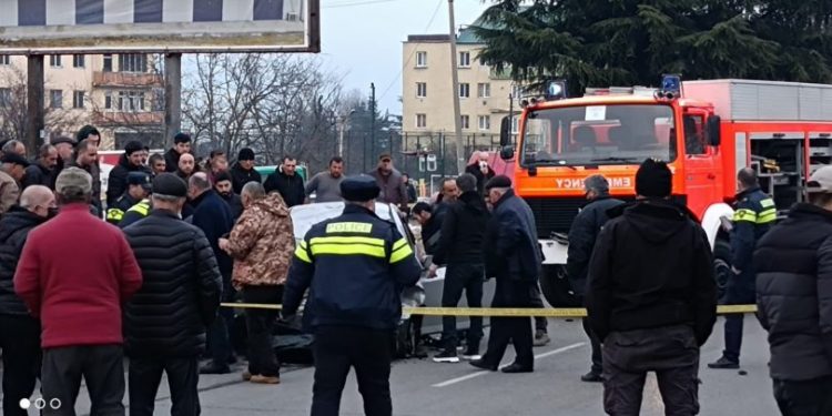 2 ადამიანი მძიმედ დაშავდა ავტოსაგზაო შემთხვევის შედეგად თელავში