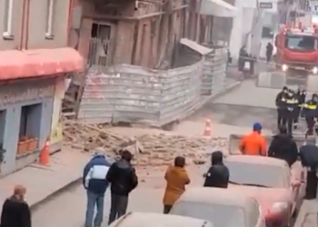 ავლაბარში კორპუსის ნაწილი ჩამოინგრა