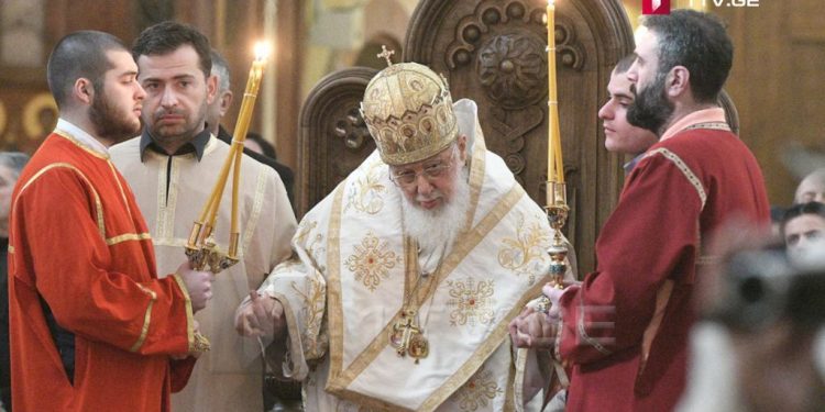 ილია მეორე – მრავალი განსაცდელი არის ადამიანის წინაშე, მაგრამ ჩვენ უნდა გვახსოვდეს, რომ ღმერთი იცავს ყოველ ადამიანს ამ განსაცდელისგან