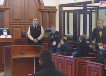 მიხეილ სააკაშვილი მოსამართლეს – თქვენ ისეთივე სასამართლო ხართ, როგორც მე ვარ ასტრონავტი