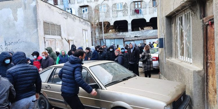 სანატორიუმ “ქართლში” მცხოვრებმა დევნილმა პროტესტის ნიშნად სიცოცხლე თვითმკვლელობით დაასრულა