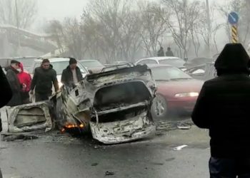 ალმათის კომენდანტის ოფისი – დემონსტრანტებსა და პოლიციელებს შორის დაპირისპირებას 13 სამართალდამცავი ემსხვერპლა, მათ შორის ორს აქციის მონაწილეებმა თავი მოჰკვეთეს