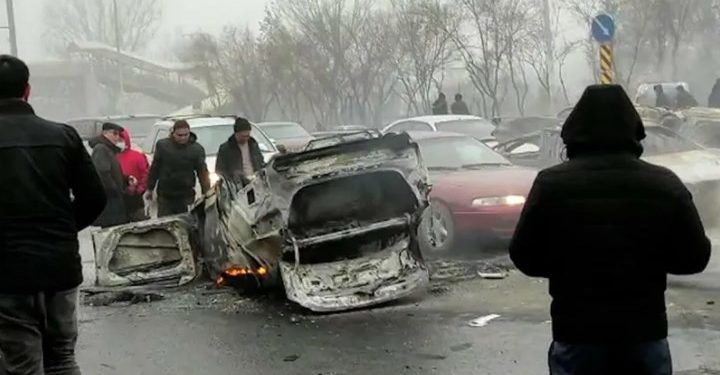 ალმათის კომენდანტის ოფისი – დემონსტრანტებსა და პოლიციელებს შორის დაპირისპირებას 13 სამართალდამცავი ემსხვერპლა, მათ შორის ორს აქციის მონაწილეებმა თავი მოჰკვეთეს