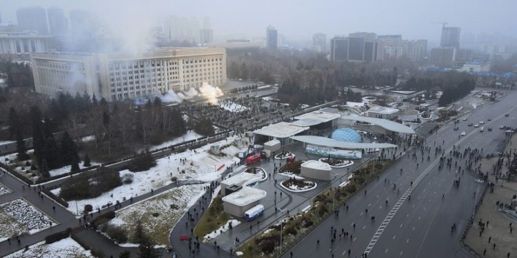 ყაზახეთში საგანგებო მდგომარეობა გამოცხადდა