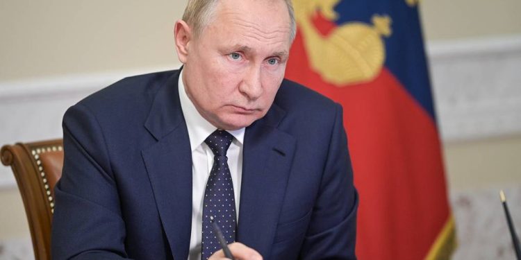 პუტინმა დონეცკისა და ლუგანსკის ე.წ. სახალხო რესპუბლიკები აღიარა