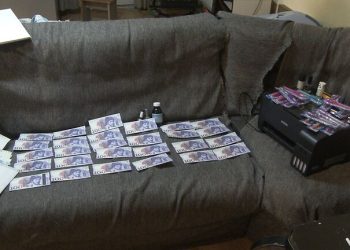 საგამოძიებო სამსახურმა ყალბი ფულის დამზადება-გასაღების ბრალდებით ორი პირი დააკავა