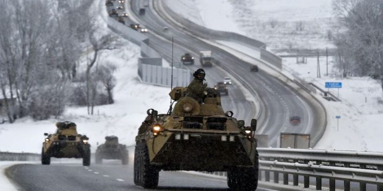 ბრიტანული დაზვერვის ინფორმაციით, რუსეთის ძალებმა ომის პირველი დღის სამხედრო მიზნებს სავარაუდოდ, ვერ მიაღწიეს