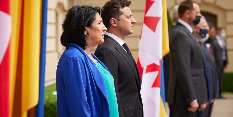 ვოლოდიმირ ზელენსკი – საქართველოს პრეზიდენტს ვაცნობე არსებული ვითარების შესახებ, განვიხილეთ კონკრეტული დახმარების საკითხები, მადლობელი ვარ ქართველი მეგობრების მხარდაჭერისთვის