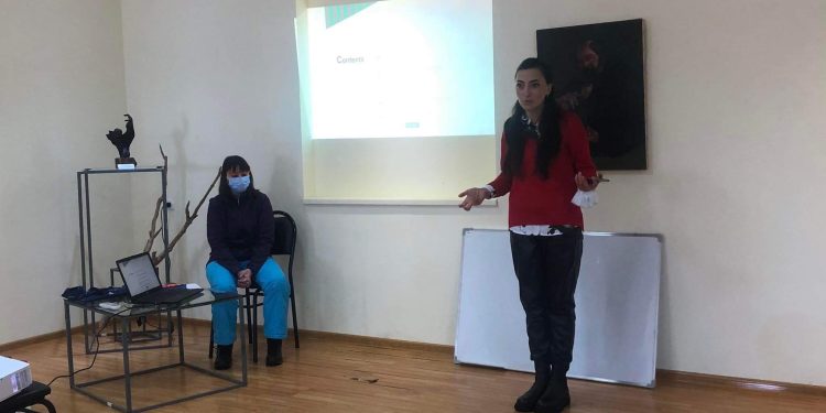 ,,თავისუფალი მიკროფონი” – საინფორმაციო შეხვედრა ჩოხატაურში