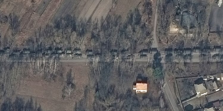 ასობით რუსული ტანკი და სამხედრო ტექნიკა კიევისკენ მიემართება