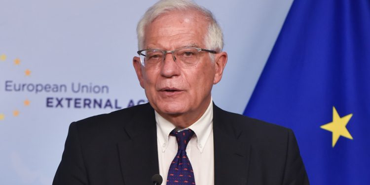 ჟოზეფ ბორელი რუსეთის წინააღმდეგ სანქციებზე – აღარანაირი შოპინგი მილანში, წვეულებები სენ-ტროპეზე, ბრილიანტები ანტვერპენში და ეს მხოლოდ პირველი ნაბიჯია