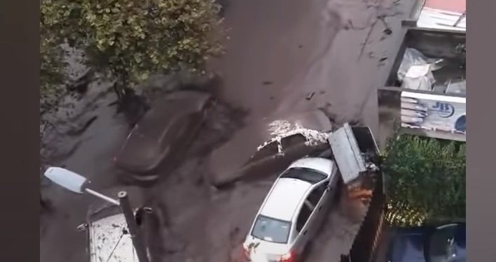 ვიდეო – ეკვადორის დედაქალაქში წყალდიდობას მსხვერპლი მოყვა