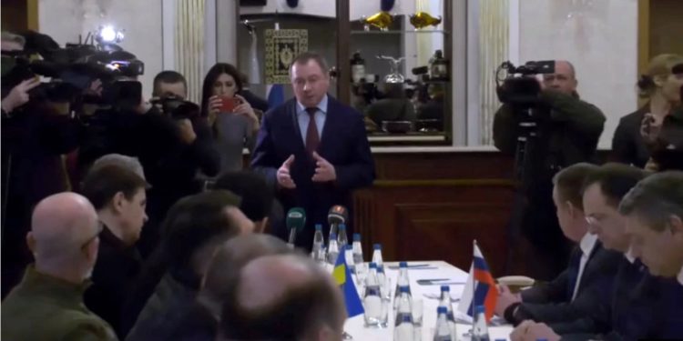 უკრაინამ მოლაპარაკებაზე ცეცხლის შეწყვეტა მოითხოვა