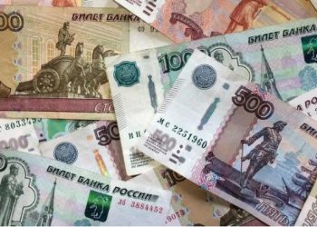 რუსული რუბლი დოლართან მიმართებაში 30%-ით გაუფასურდა