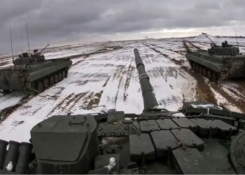 ვიდეო – ბელარუსში სამხედრო წვრთნებს რუსეთის თავდაცვის მინისტრი ზედამხედველობს