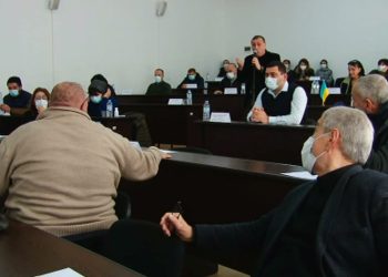 ლანჩხუთში მერიისა და საკრებულოს თანამშრომლებს ანაზღაურება გაეზარდათ