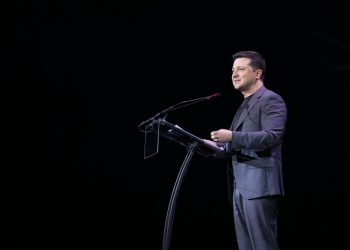 უკრაინაში 60 წელს ზემოთ აცრილები უფასო სმარტფონს და ინტერნეტის შეღავათიან პაკეტს მიიღებენ