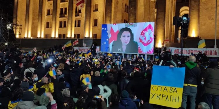 სალომე ზურაბიშვილი აქციის მონაწილეებს – თქვენ ხართ ის ხალხი, რომელიც დღეს საქართველოს ღირსებას წარმოადგენს, ამისთვის ძალიან დიდი მადლობა