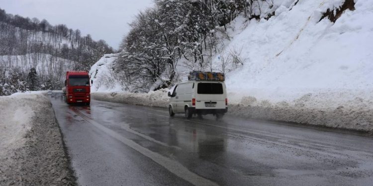 თბილისი–სენაკი–ლესელიძის საავტომობილო გზაზე ავტოტრანსპორტის გადაადგილება თავისუფალია