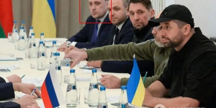 მოკლულია რუსეთ-უკრაინის პირველ მოლაპარაკებებში უკრაინული დელეგაციის წევრი დენის კირეევი, რომელსაც სავარაუდოდ სახელმწიფო ღალატში ედებოდა ბრალი