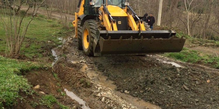 შიდა გზების სარემონტო სამუშაოები სოფელ შრომაში