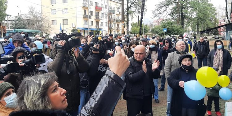 ოზურგეთში ,, ალტ-ინფოს’’ ოფისის გახსნა კიდევ ერთხელ გააპროტესტეს