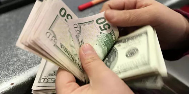 აშშ რუსეთში დოლარის კუპიურების გაყიდვას კრძალავს