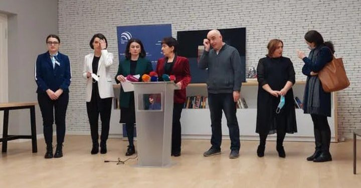 არასამთავრობო ორგანიზაციები მიიჩნევენ, რომ ევროკავშირის წევრობაზე განაცხადის გაკეთების პროცესის სახე სალომე ზურაბიშვილი უნდა იყოს