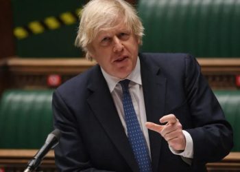 ჯონსონი: უნდა გვესმოდეს, ერთ ღამეში რუსული ნავთობისა და გაზისგან თავის დაღწევა შეუძლებელია