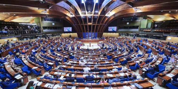 რუსეთი ევროსაბჭოდან გარიცხეს