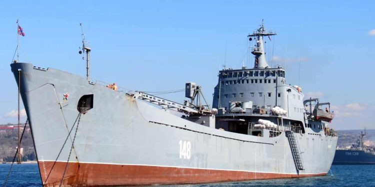 უკრაინის ქალაქ ბერდიანსკში რუსული სადესანტო ხომალდი გაანადგურეს