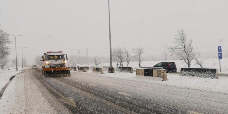 საქართველოს ცენტრალური საავტომობილო გზის სხვადასხვა მონაკვეთზე ავტოტრანსპორტის გადაადგილებაზე შეზღუდვები დაწესდა