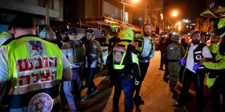 ისრაელში სროლას 5 ადამიანი ემსხვერპლა, თავდასხმას პოლიციამ ტერორისტული აქტის კვალიფიკაცია მიანიჭა