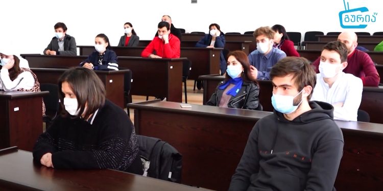 ლანჩხუთის მუნიციპალიტეტის “ახალგაზრდული საბჭოს“ სხდომა