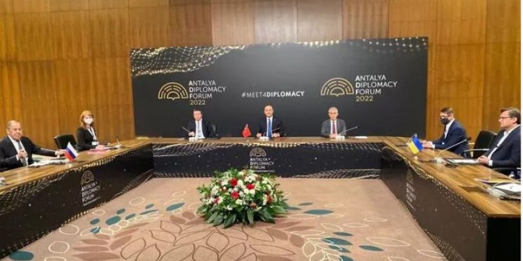 დმიტრო კულება – ეს მოლაპარაკებები იყო ორივე: რთულიც და მარტივიც – ანტალიაში კულებასა და ლავროვს შორის მოლაპარაკება დასრულდა