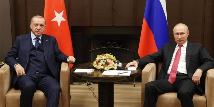 ერდოღანმა პუტინს უკრაინაში ცეცხლის შეწყვეტის, ჰუმანიტარული დერეფნების გახსნისა და სამშვიდობო შეთანხმებაზე ხელმოწერისკენ მოუწოდა