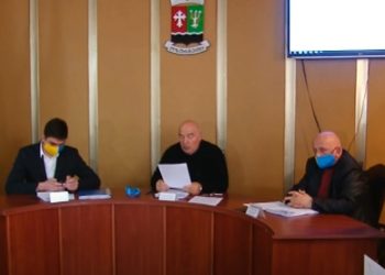 ოზურგეთის მერია სტრუქტურულ ცვლილებებს გეგმავს – ხმაურიანი განხილვა საკრებულოს სხდომაზე