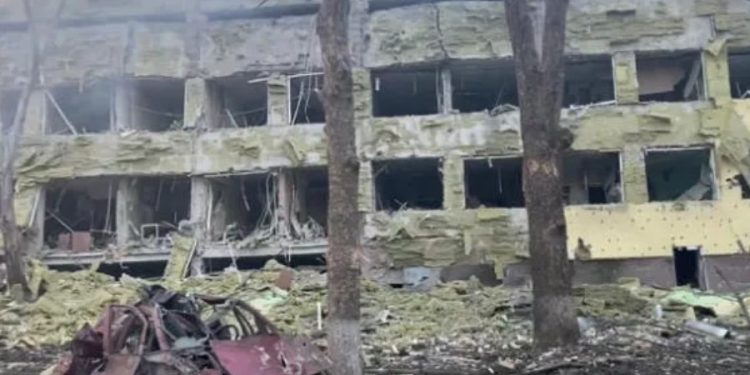 უკრაინული მედია – რუსმა ოკუპანტებმა მარიუპოლში ბავშვთა საავადმყოფო და სამშობიარო დაბომბეს