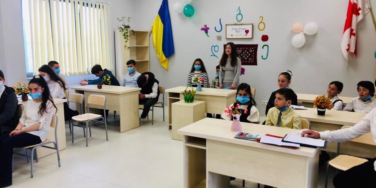 დედაენის დღე ეკალდიდის სკოლაში