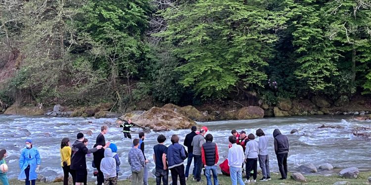 მაშველებმა შემოქმედში მოზარდი გადაარჩინეს